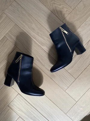 BURBERRY Ankle Boots Size 39