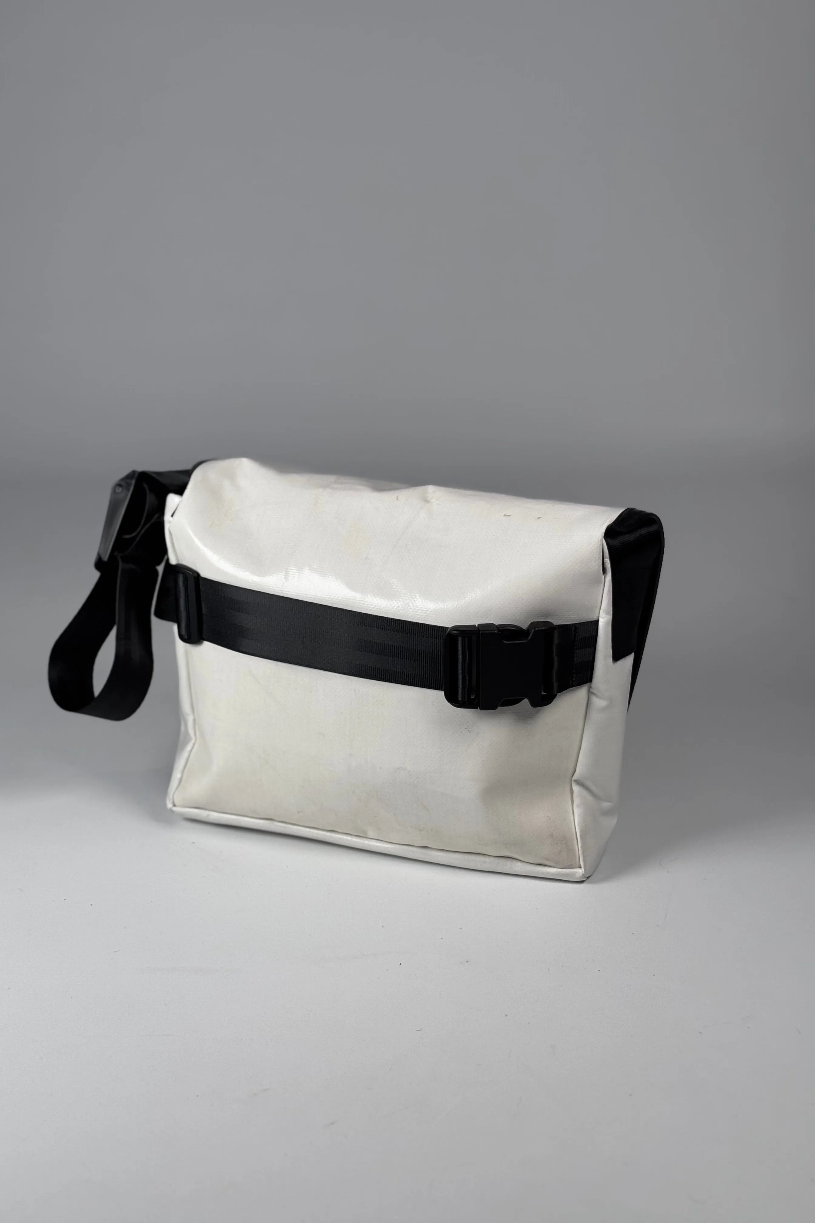 DEXTER F14 Messenger Classic Slim