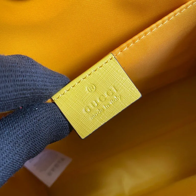 Gucci   Luxury Bags  1072