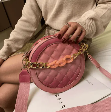 Large capacity single shoulder slung small round bag