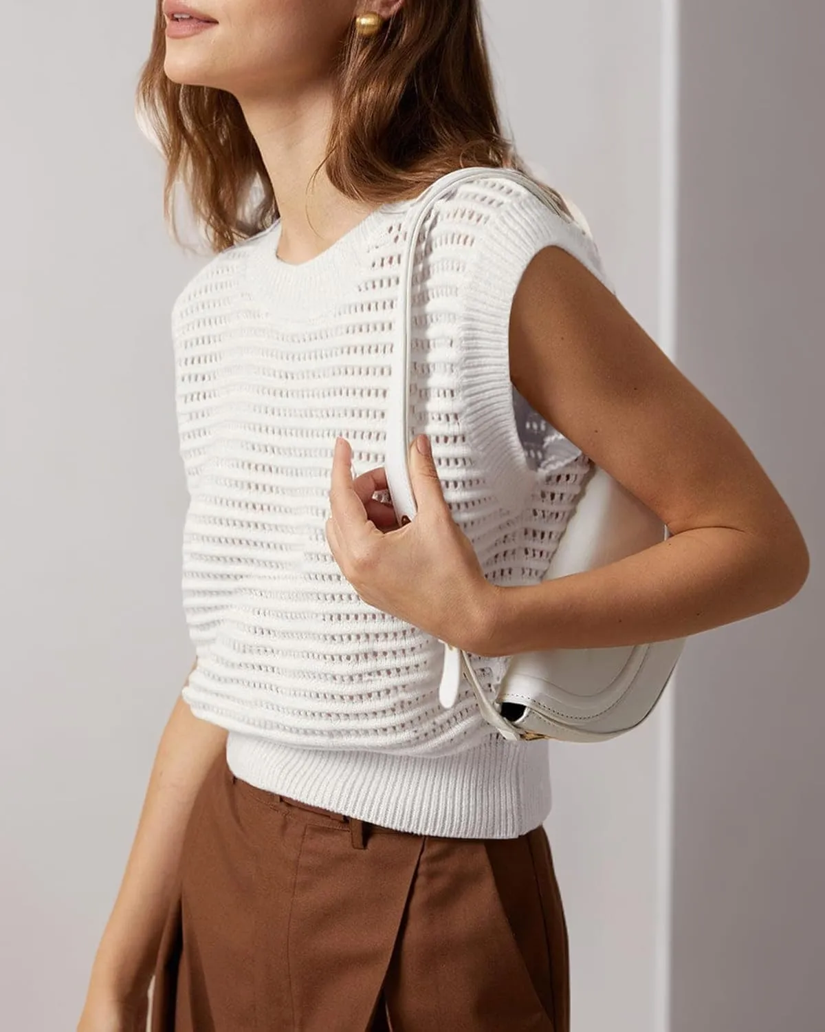 Lueluoye Women's Summer Knit Sweater Vest Cap Sleeve Casual Trendy Crew Neck Ribbed Pullover Tank Tops