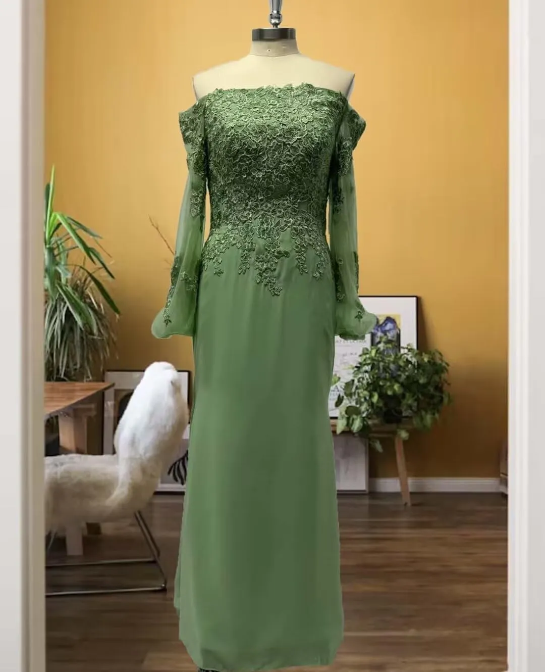 Off Shoulder Mother of The Bride Dresses Long Sleeves Laces Appliques Evening Party Dress Mermaid Wedding Guest Dress