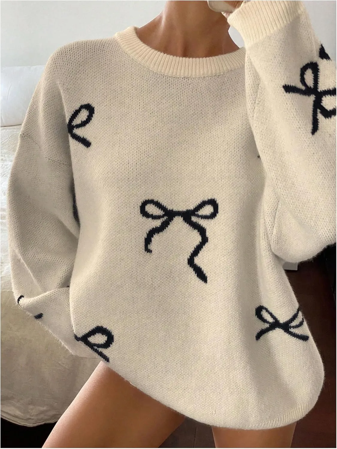 SOLY HUX Oversized Sweaters for Women Y2k Bow Print Crew Neck Drop Shoulder Long Sleeve Knit Pullover Tops