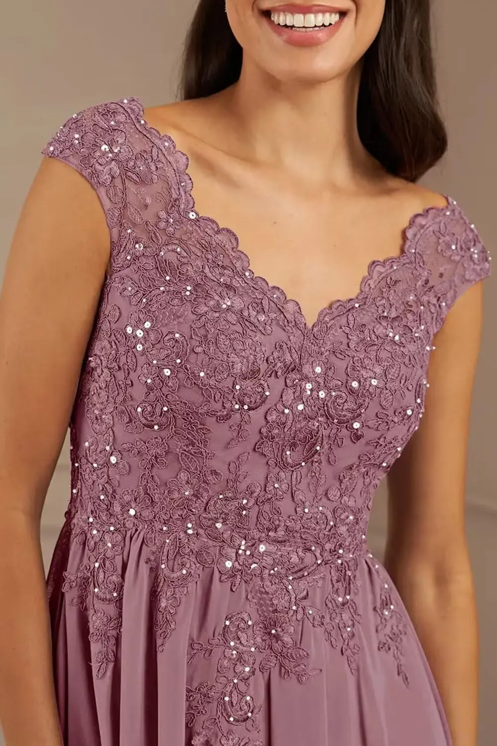 V Neck Mother of The Bride Dresses 2025 Lace Appliques A Line Long Formal Gowns XOD0480